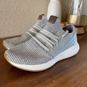 EUC New Balance Cruz v2 Fresh Foam Gray / Green 8